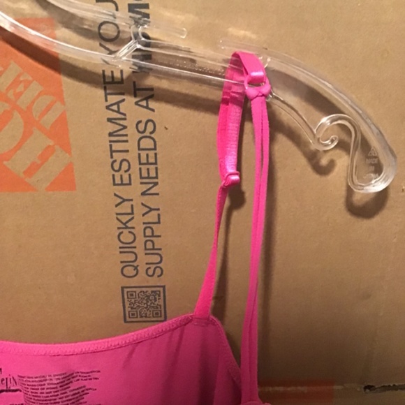 Spaghetti strap tank top with lace - Picture 4 of 6